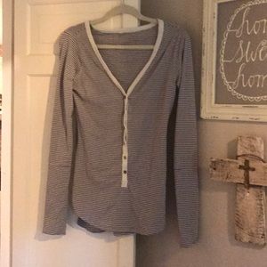 Lulu lemon long sleeve top! 🍋